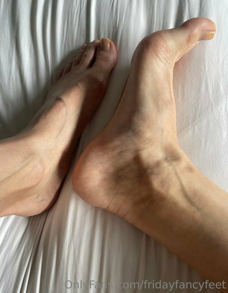 fridayfancyfeet star nude images