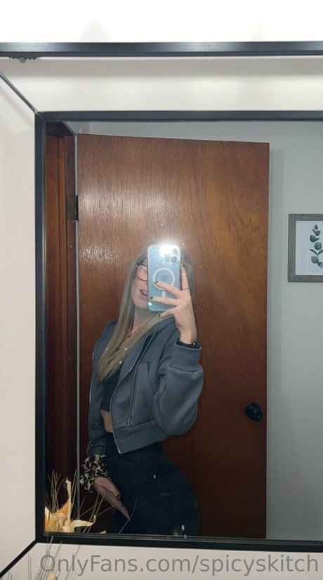 money onlyfans beautiful nude image