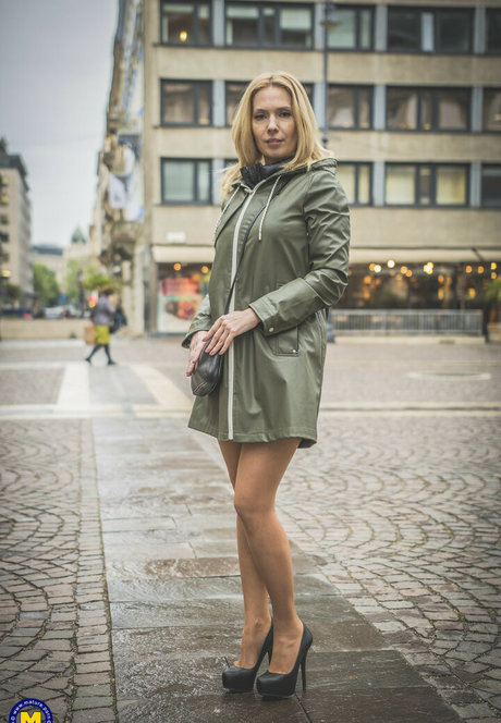 Alexa Bi pornographic model galleries