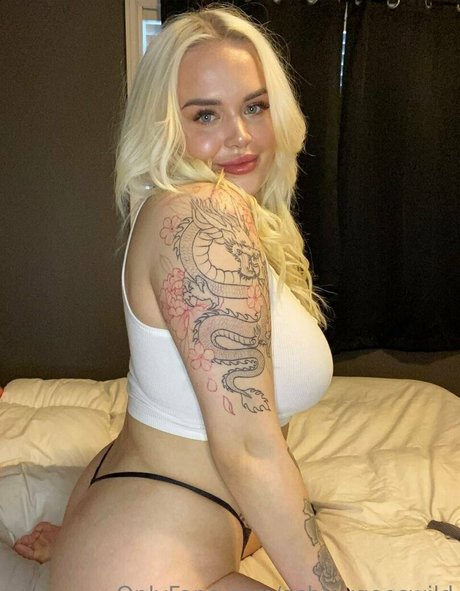 ashleygoeswild pornstar pics