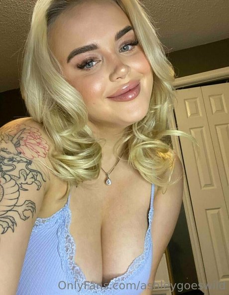 ashleygoeswild star beautiful archive