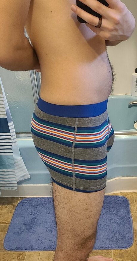 tragicgaynerd model naked photo