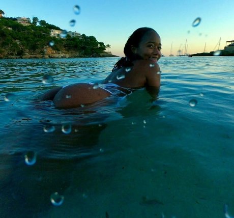 ImAlison nudes actress pics