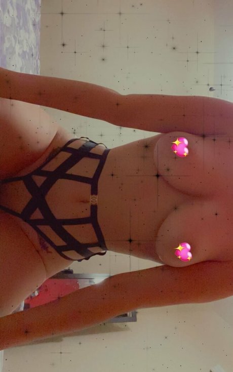 Butterflywteeth porn star pictures