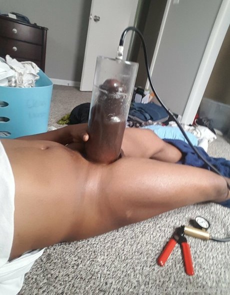 massivobros pornstar erotic photo