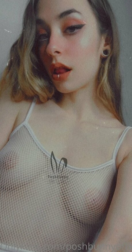 poshbunnyofficial free star adult pics