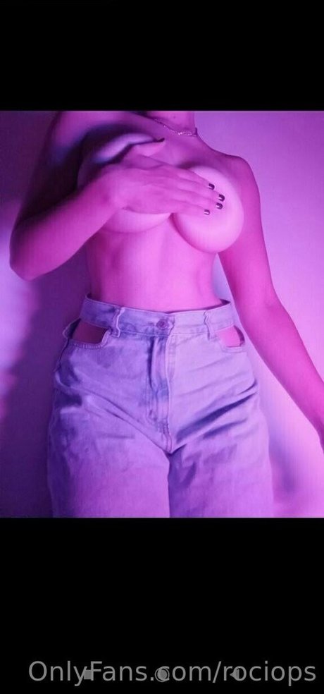 rociops model exclusive picture