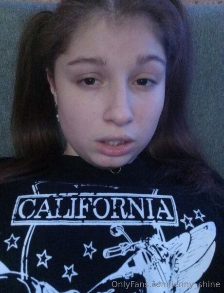 jenny shine pretty model image