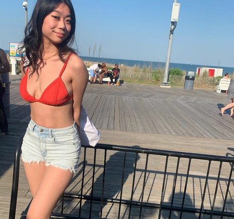 mangobbyy pornstar hd photo