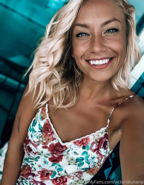 victorialunavip beautiful model galleries