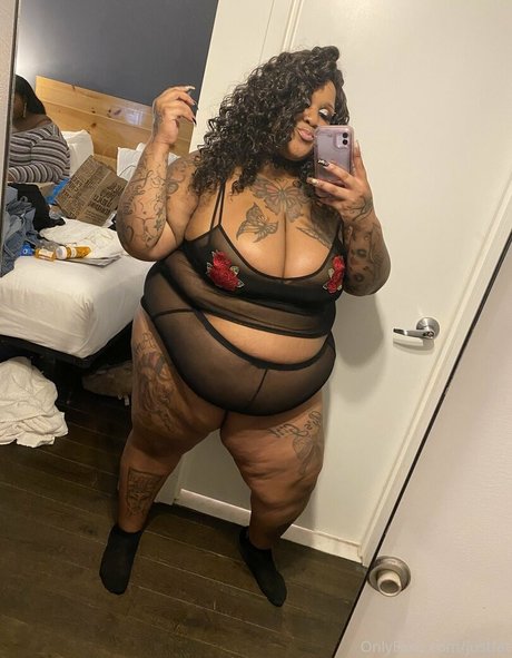 justfat hd model image