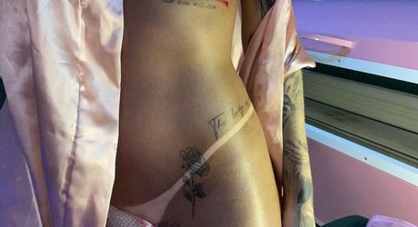 Kauane Siqueira pornstar high quality pictures