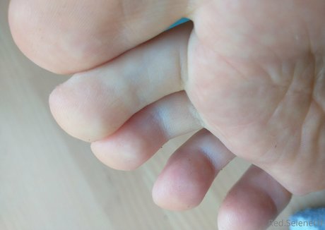 red selene model photos