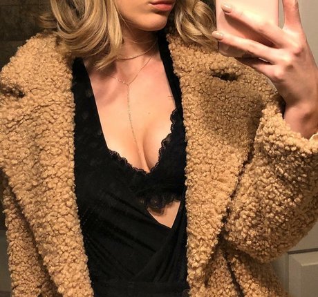 Quiet Sprite pornstar art gallery