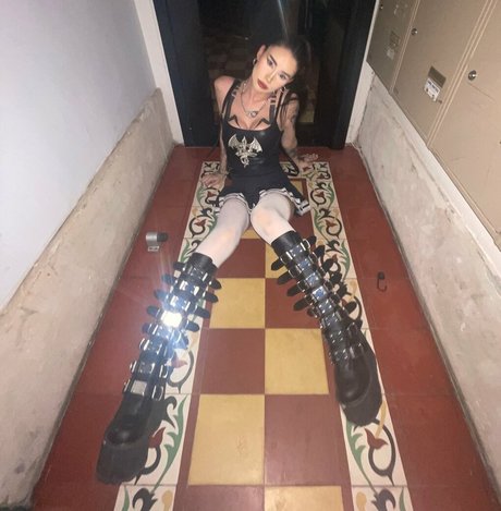 beach nude onlyfans art naked pic