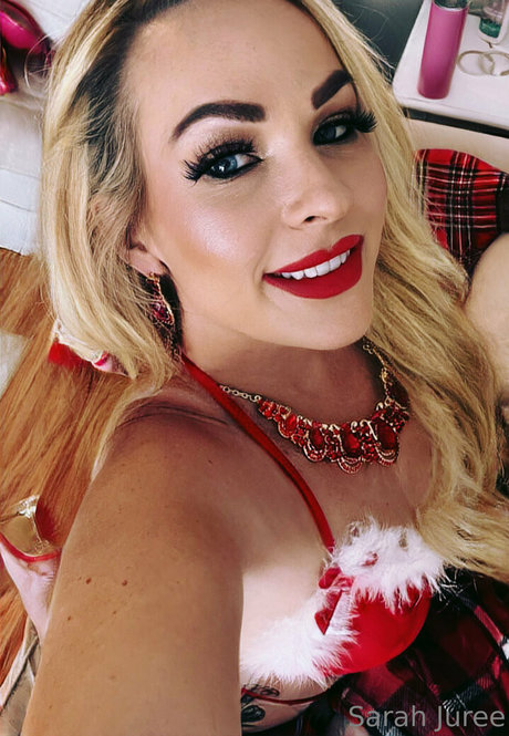 love misssarah basic naked actress photos