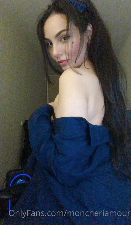 moncheriamour free star photo