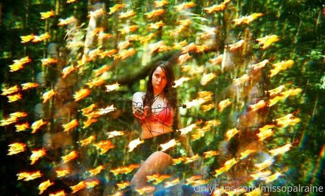 missopalraine exclusive model photo