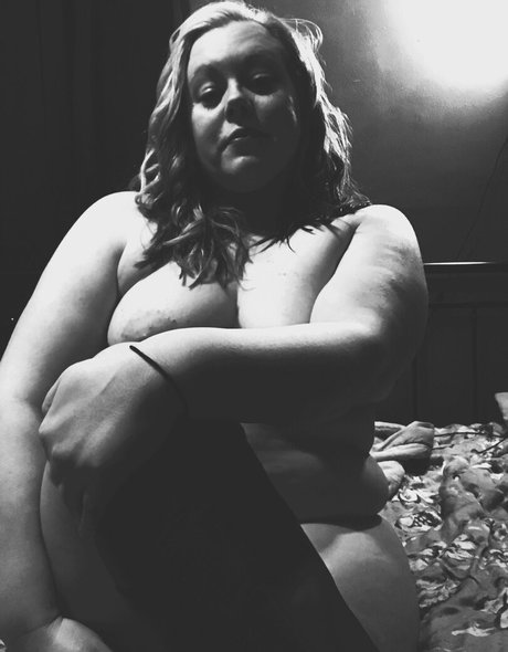 yourgalphronia pornstar hd photo