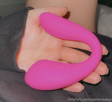 Sadiee Babyy xxx pornstar images