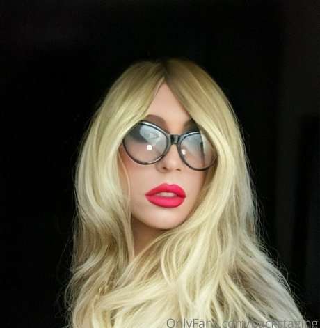 backstaging pretty model image