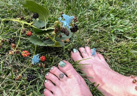 queenofvans star nude archive