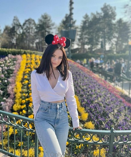 enzabel chloe star pornographic picture