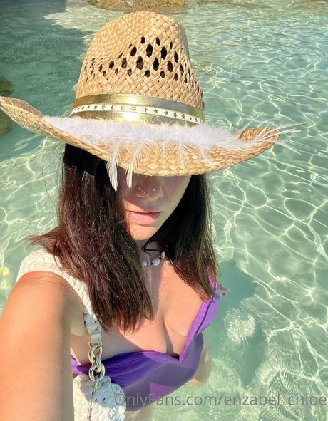 enzabel chloe star top images