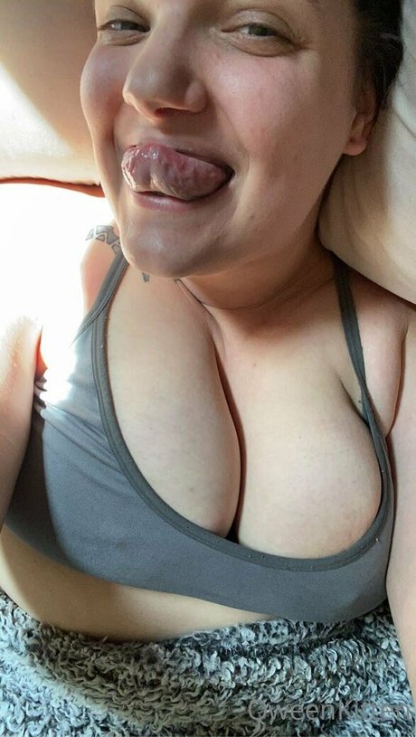 qweensensei xxx model photos