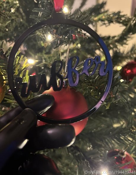 heavyrubberette free erotic model image