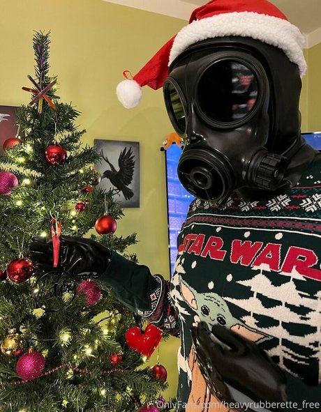 heavyrubberette free hot model img