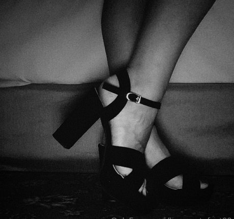 lunascutefeet99 sex pornstar photos