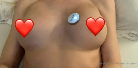 kinkierfantasies model beautiful pics