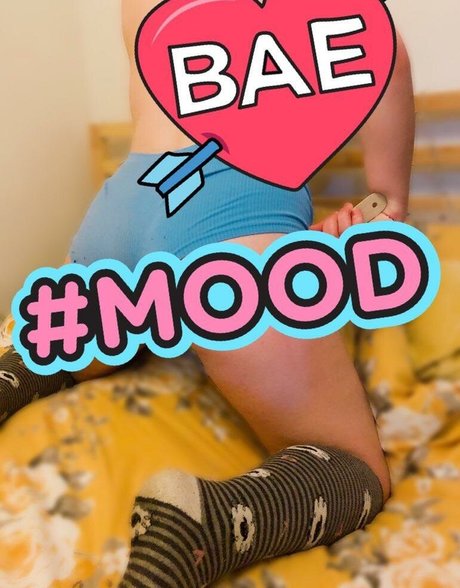 Phoebe mae sexy star images