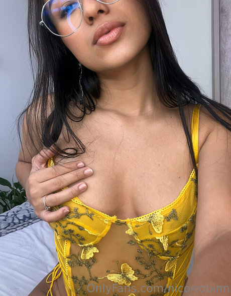 nico robinn high quality star pic