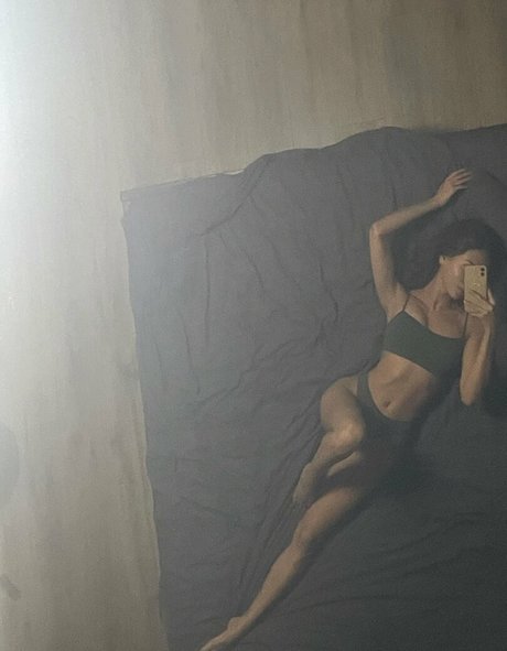 lili babe model high quality gallery