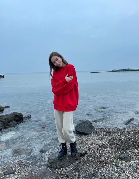 lili babe erotic star img