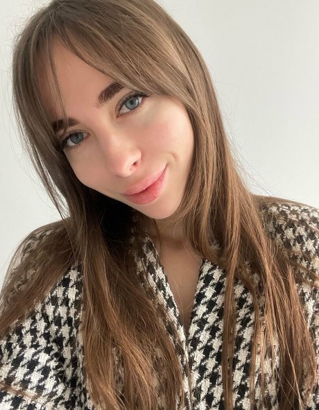 lili babe model sex pics