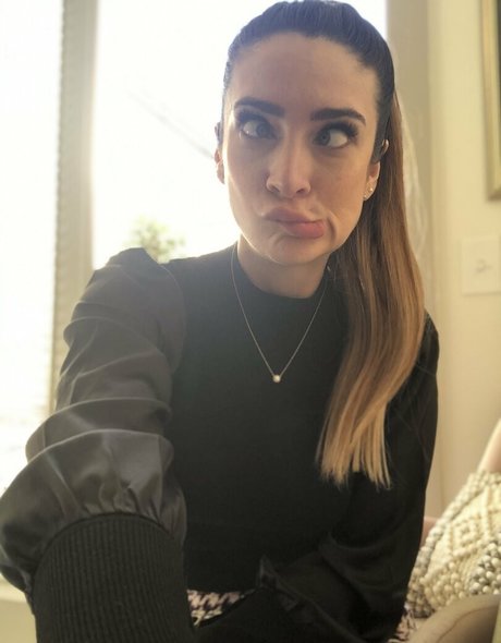 czechm8 pretty model photo