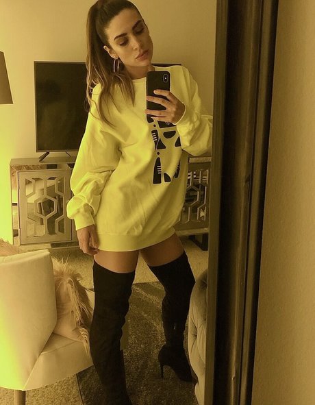 czechm8 pornstar pretty image