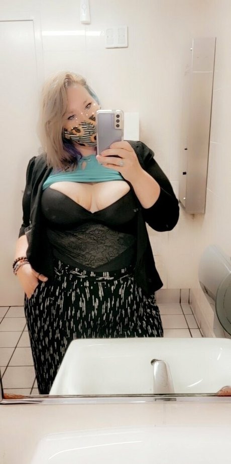 princesspeachrings xxx model archive