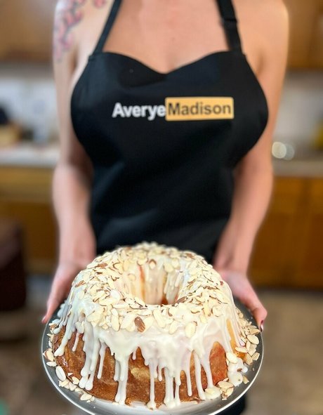 averyemadisonfree pornstar adult photos