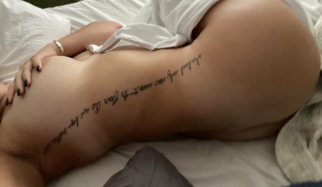 emma averyfree star sexy pics