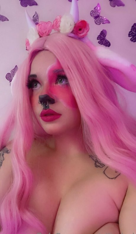 EllieDND nude model images