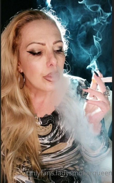 lady smoker queen star sex archive