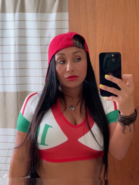 Yili pornstar exclusive images