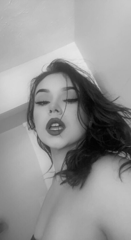 HoneyDrip xxx actress photos