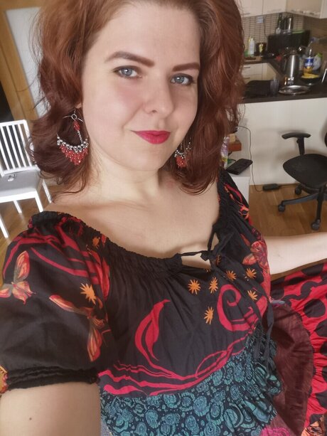 LucreciaAdira perfect star img