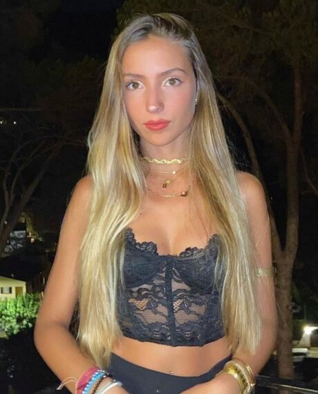 Laura Garrido perfect star images