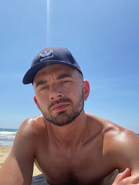 Daan star sexy image